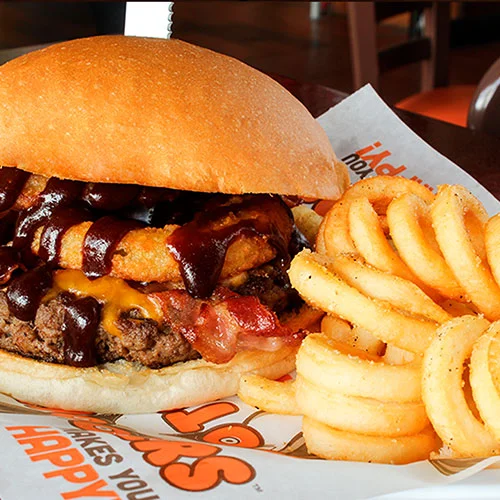 Hamburguesa - Wester BBQ - Hooters Cancun